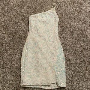 Sparkly never worn dress the brand name is crystal doll, in great condition